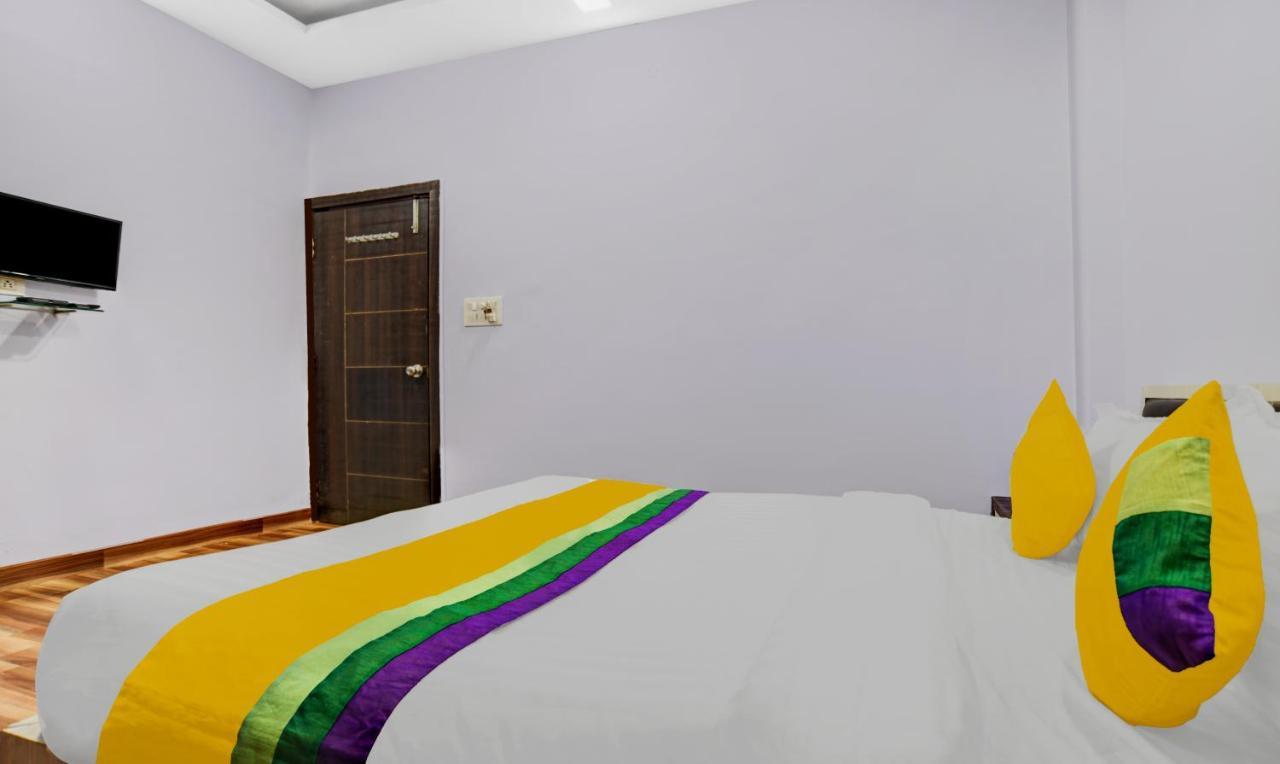 Itsy By Treebo - Utsav Inn Indore Buitenkant foto