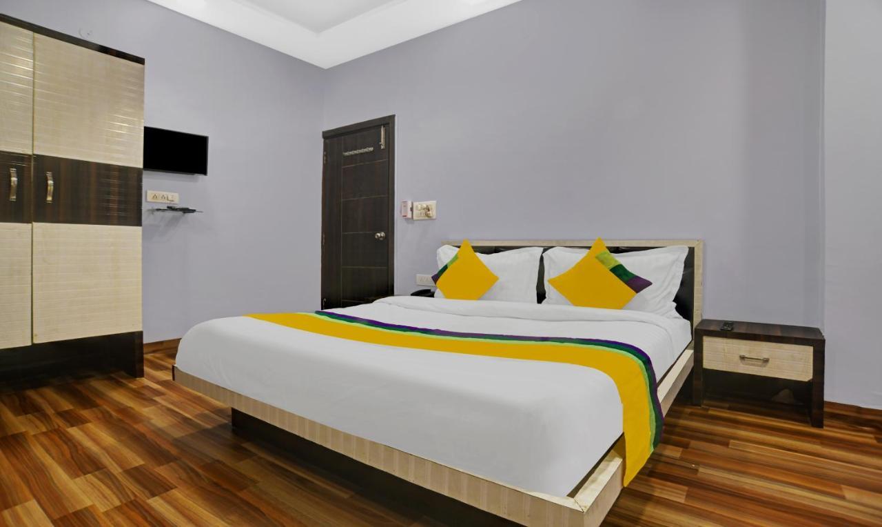 Itsy By Treebo - Utsav Inn Indore Buitenkant foto